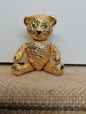 Napier Gold Teddy Bear Brooch with Green Eyes